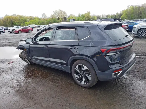 3VVUC7B20TM001409 2026 VOLKSWAGEN TAOS - Image 2