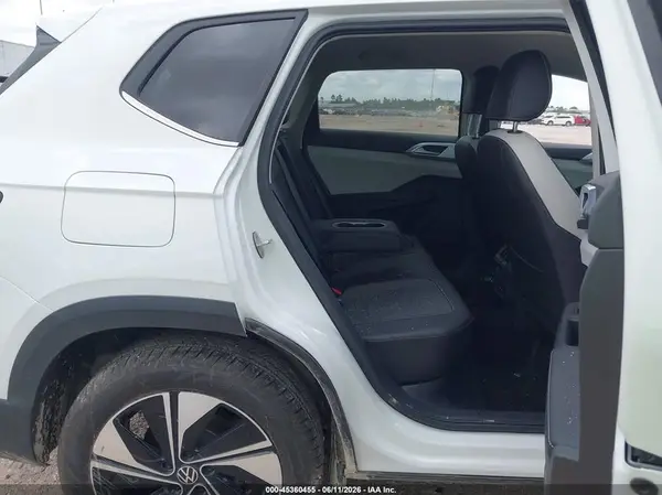 3VVUC7B20TM048469 2026 VOLKSWAGEN TAOS - Image 8