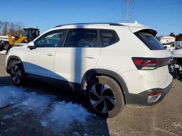 3VVUC7B21SM006049 2025 VOLKSWAGEN TAOS - Image 2