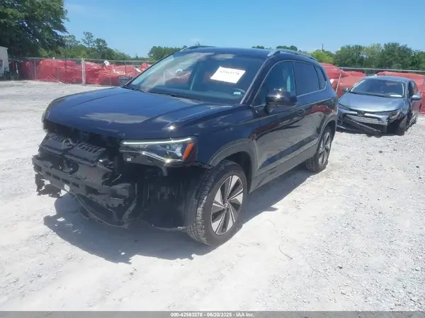 3VVUC7B21SM044655 2025 VOLKSWAGEN TAOS - Image 2