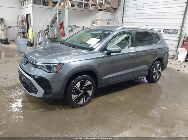 3VVUC7B21SM047362 2025 VOLKSWAGEN TAOS - Image 2