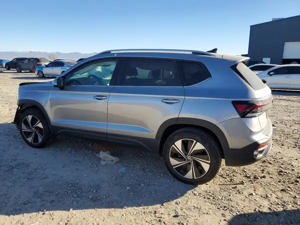 3VVUC7B21SM057180 2025 VOLKSWAGEN TAOS - Image 2