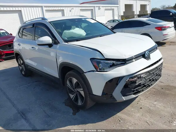 3VVUC7B22SM005329 2025 VOLKSWAGEN TAOS - Image 1