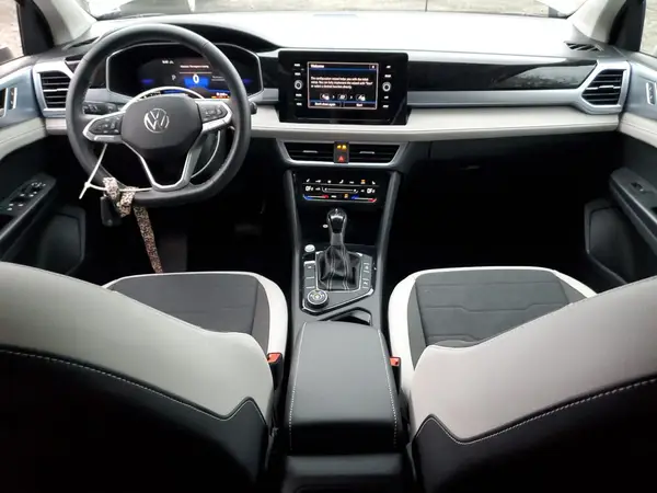 3VVUC7B22SM026164 2025 VOLKSWAGEN TAOS - Image 8