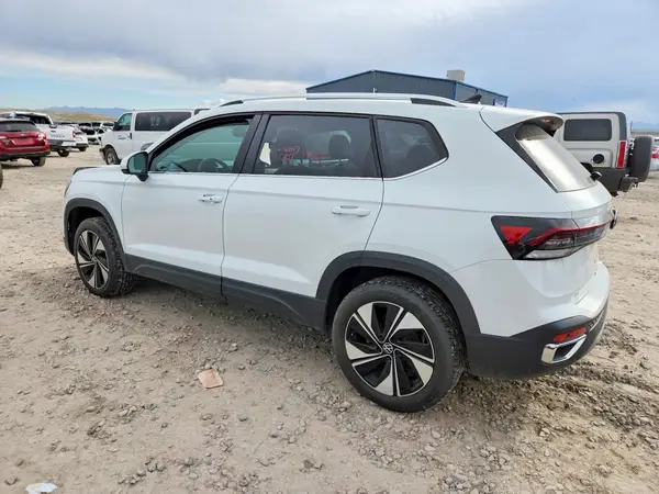 3VVUC7B22SM027735 2025 VOLKSWAGEN TAOS - Image 2