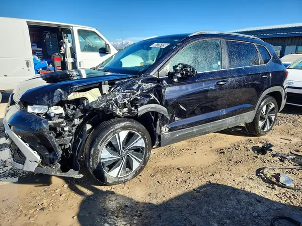 3VVUC7B22SM035639 2025 VOLKSWAGEN TAOS - Image 1