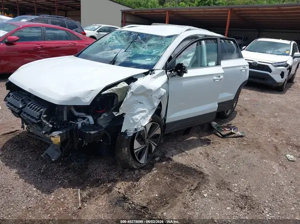 3VVUC7B24TM021467 2026 VOLKSWAGEN TAOS - Image 2