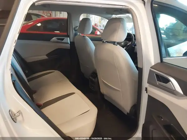 3VVUC7B27SM013961 2025 VOLKSWAGEN TAOS - Image 8