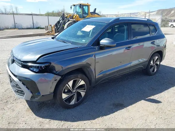 3VVUC7B27SM045261 2025 VOLKSWAGEN TAOS - Image 2