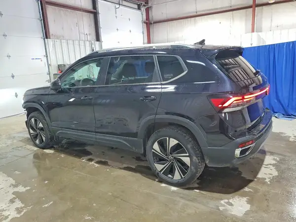 3VVUC7B28SM040599 2025 VOLKSWAGEN TAOS - Image 2