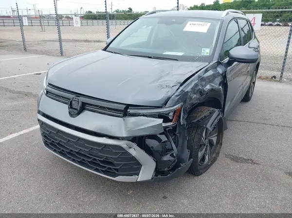 3VVUC7B2XSM043083 2025 VOLKSWAGEN TAOS - Image 2
