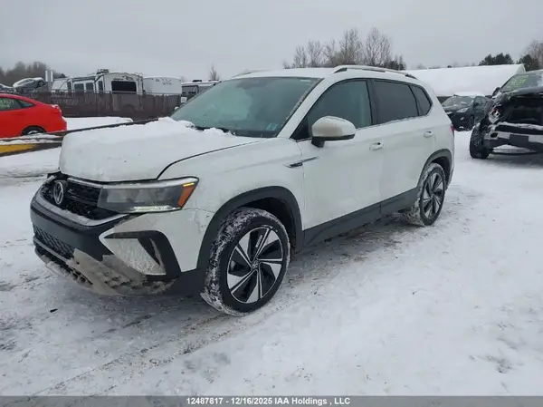 3VVUX7B20RM087639 2024 VOLKSWAGEN TAOS - Image 2