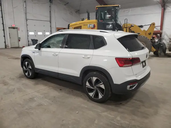 3VVUX7B20RM115147 2024 VOLKSWAGEN TAOS - Image 2