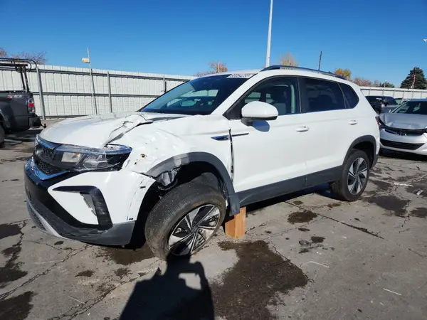3VVUX7B21RM035209 2024 VOLKSWAGEN TAOS - Image 1