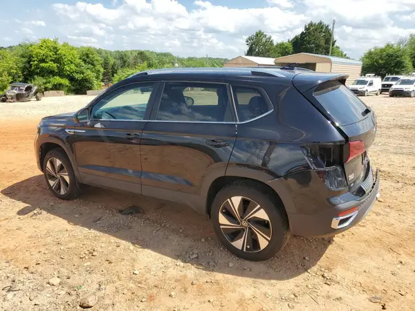 3VVUX7B21RM047330 2024 VOLKSWAGEN TAOS - Image 2