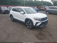 3VVUX7B22RM033033 2024 VOLKSWAGEN TAOS