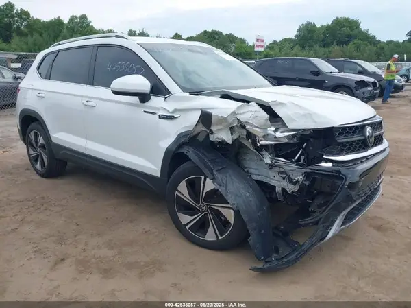 3VVUX7B22RM035218 2024 VOLKSWAGEN TAOS - Image 1