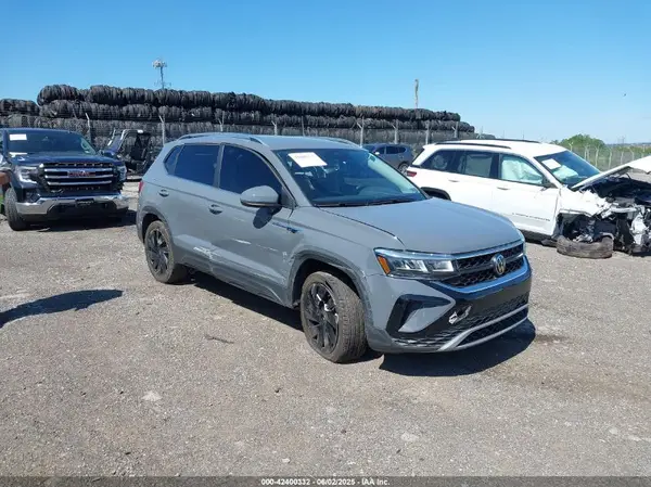 3VVUX7B23RM063805 2024 VOLKSWAGEN TAOS - Image 1