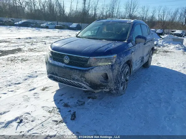 3VVUX7B23RM095766 2024 VOLKSWAGEN TAOS - Image 2