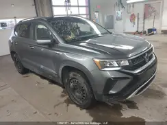 3VVUX7B23RM111044 2024 VOLKSWAGEN TAOS