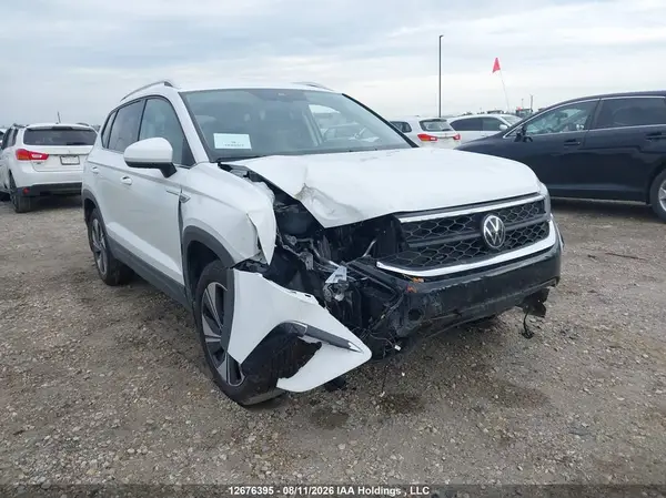 3VVUX7B24RM132016 2024 VOLKSWAGEN TAOS - Image 1