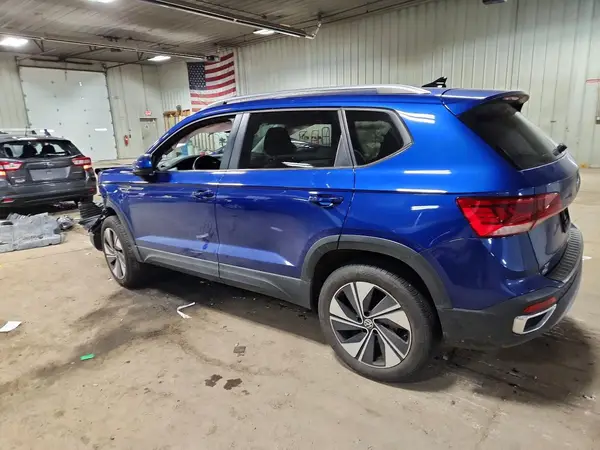 3VVUX7B25PM369367 2023 VOLKSWAGEN TAOS - Image 2
