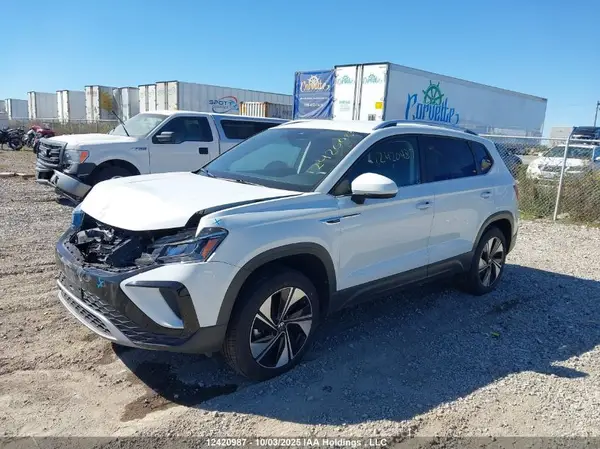 3VVUX7B25RM067547 2024 VOLKSWAGEN TAOS - Image 2