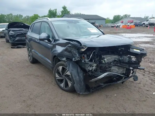 3VVUX7B26PM370687 2023 VOLKSWAGEN TAOS - Image 1