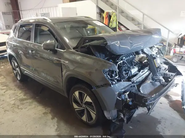 3VVUX7B26RM066651 2024 VOLKSWAGEN TAOS - Image 1