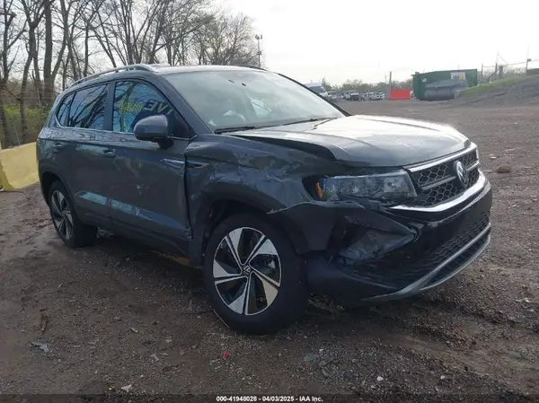3VVUX7B26RM093655 2024 VOLKSWAGEN TAOS - Image 1