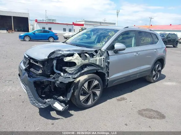 3VVUX7B26RM100247 2024 VOLKSWAGEN TAOS - Image 2