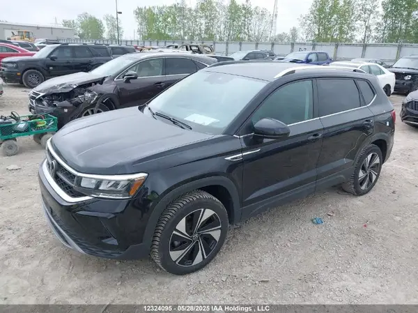3VVUX7B27RM090814 2024 VOLKSWAGEN TAOS - Image 2