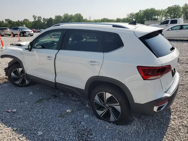 3VVUX7B2XRM059685 2024 VOLKSWAGEN TAOS - Image 2