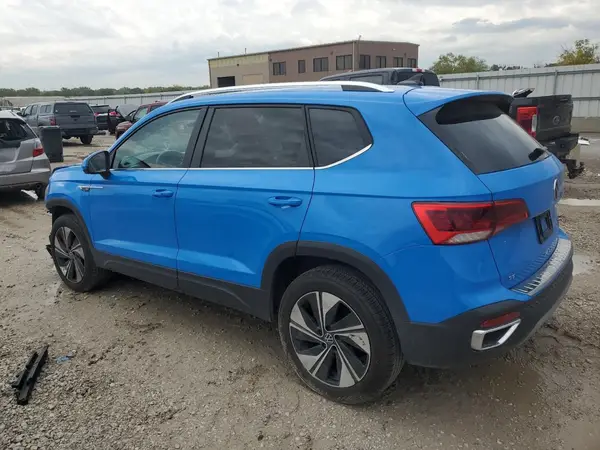 3VVUX7B2XRM074381 2024 VOLKSWAGEN TAOS - Image 2