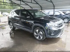 3VVUX7B2XRM118136 2024 VOLKSWAGEN TAOS