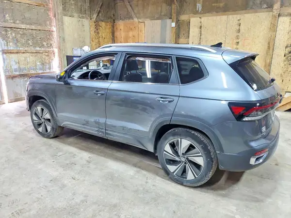3VVVC7B20SM009769 2025 VOLKSWAGEN TAOS - Image 2