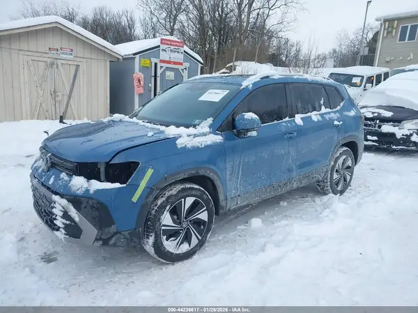 3VVVC7B20SM058499 2025 VOLKSWAGEN TAOS - Image 2