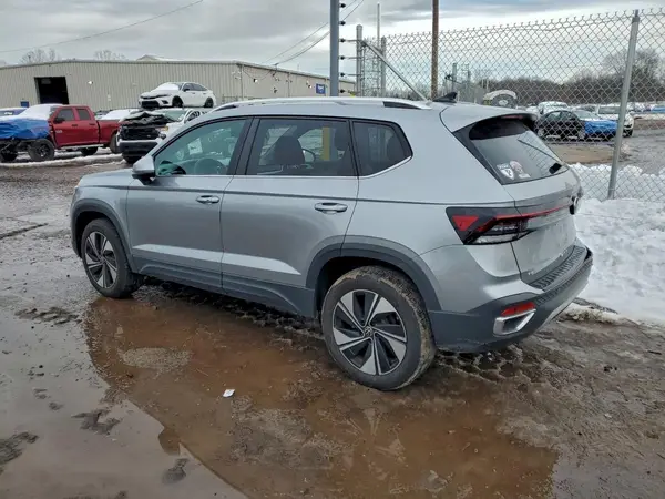 3VVVC7B23SM030521 2025 VOLKSWAGEN TAOS - Image 2