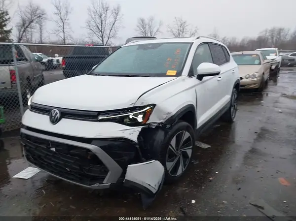 3VVVC7B23SM033497 2025 VOLKSWAGEN TAOS - Image 2