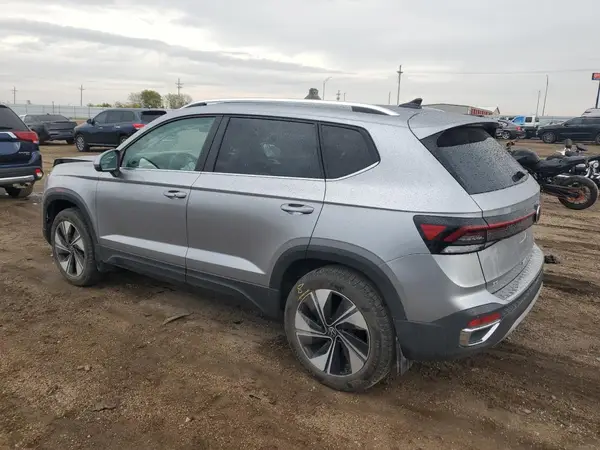 3VVVC7B24SM032763 2025 VOLKSWAGEN TAOS - Image 2