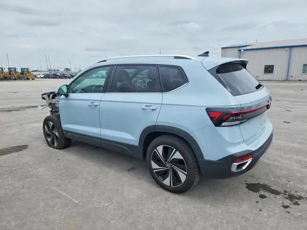 3VVVC7B25SM041004 2025 VOLKSWAGEN TAOS - Image 2