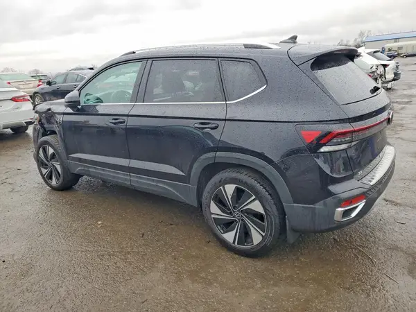 3VVVC7B26SM038113 2025 VOLKSWAGEN TAOS - Image 2