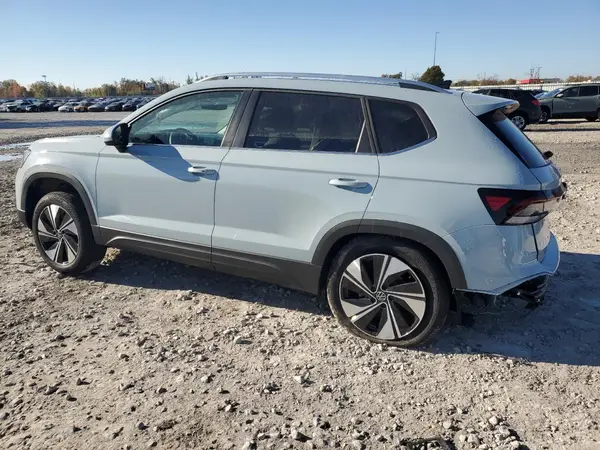 3VVVC7B26SM054666 2025 VOLKSWAGEN TAOS - Image 2