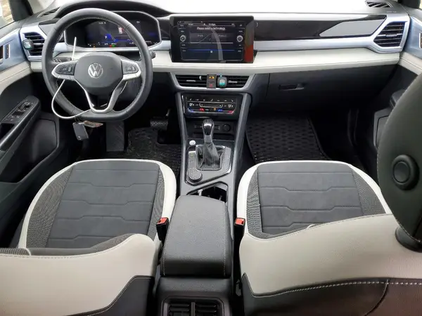 3VVVC7B26SM068115 2025 VOLKSWAGEN TAOS - Image 8