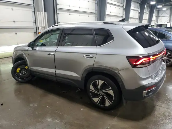 3VVVC7B28SM006036 2025 VOLKSWAGEN TAOS - Image 2