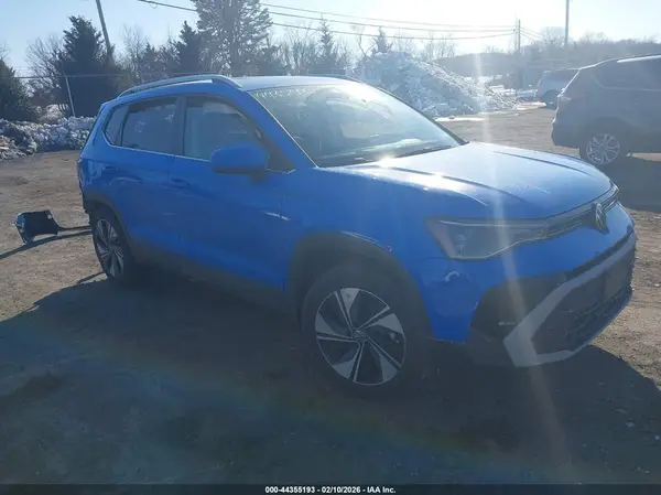 3VVVC7B28SM034130 2025 VOLKSWAGEN TAOS - Image 1