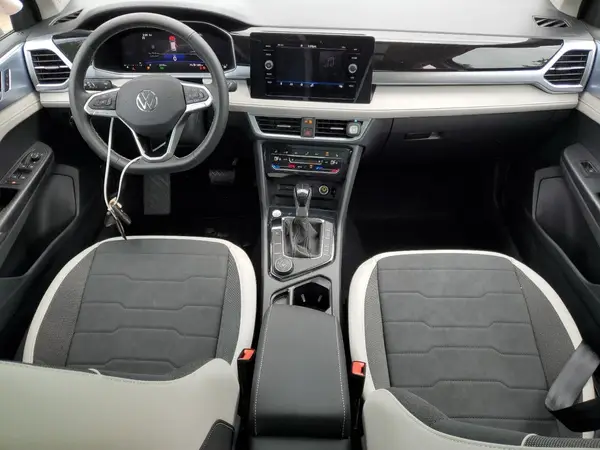 3VVVC7B28SM042857 2025 VOLKSWAGEN TAOS - Image 8