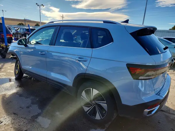 3VVVC7B28SM085062 2025 VOLKSWAGEN TAOS - Image 2