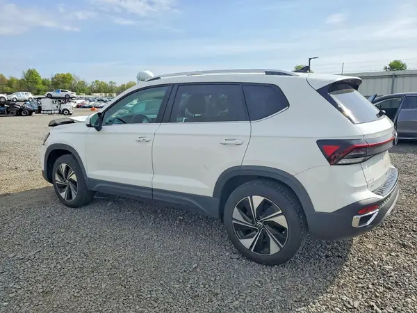 3VVVC7B2XSM005499 2025 VOLKSWAGEN TAOS - Image 2