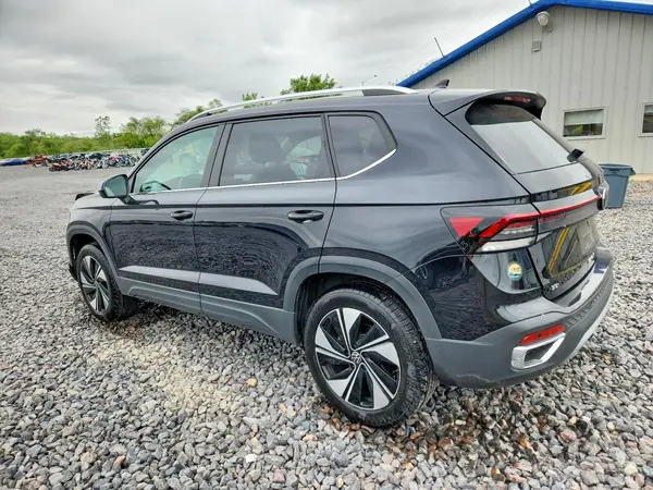 3VVVC7B2XSM009584 2025 VOLKSWAGEN TAOS - Image 2